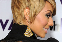 Keri-hilson-duo-tone-smokey-eye-side